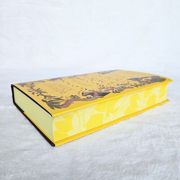 Fairyloot Book Lot This Vicious Grace by Emily Thiede Plus 3 Paperbacks SIGNED - Picture 4 of 14